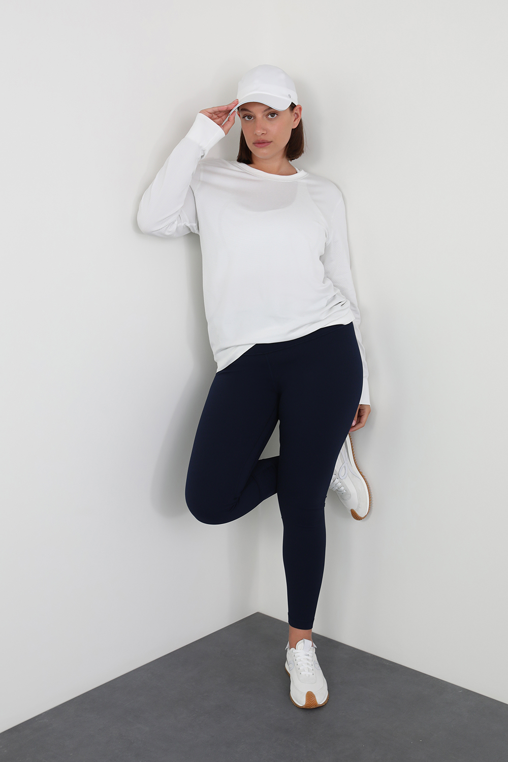 Swiftly Relaxed Long Sleeve